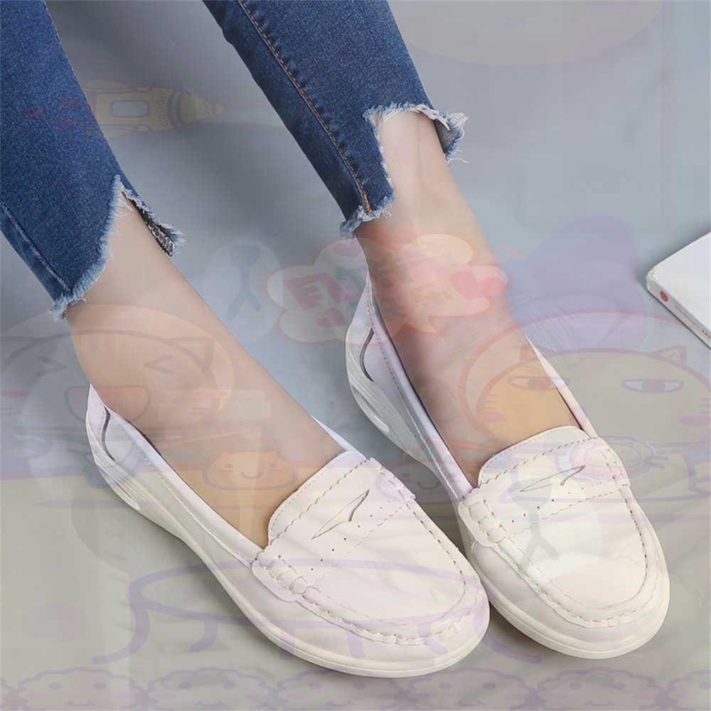 Tech Accessories Names - Sepatu Ukuran Besar Wanita Slip-On Lembut