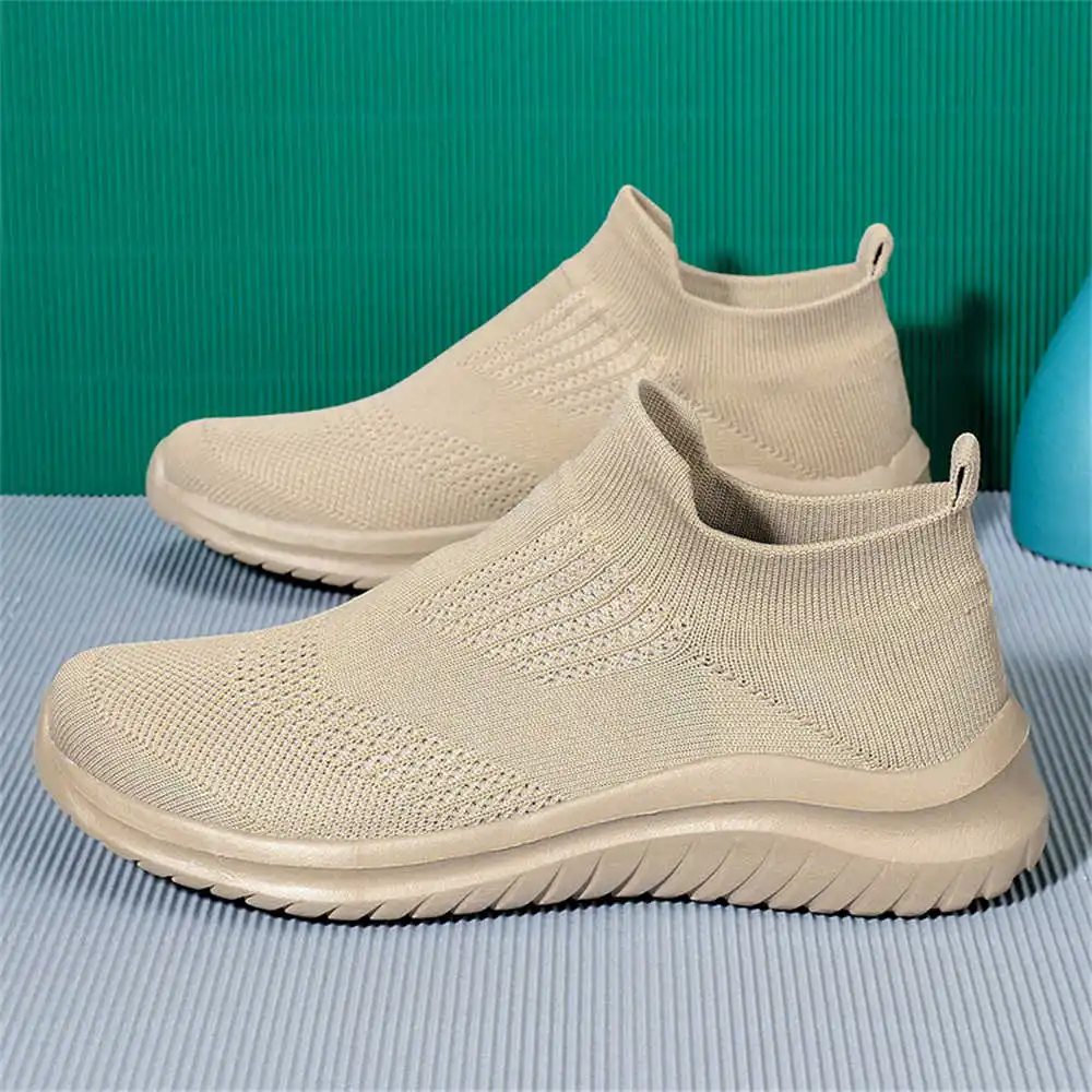 Sepatu olahraga pria, krem lem - Tech Accessories Types ulasan dan harga